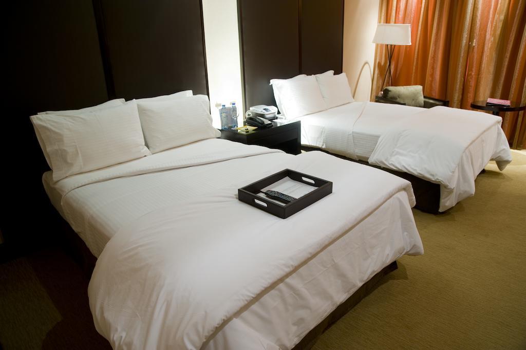 Hotel Casino Magic Neuquen Ruang foto