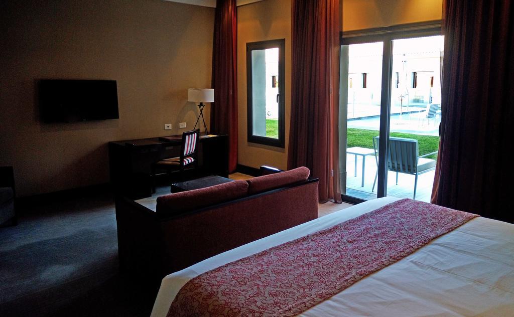 Hotel Casino Magic Neuquen Bagian luar foto